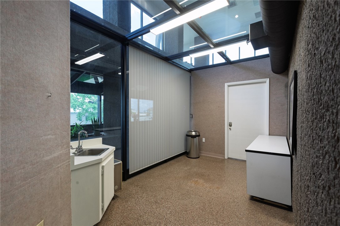 1301 Grandview Avenue Unit 210