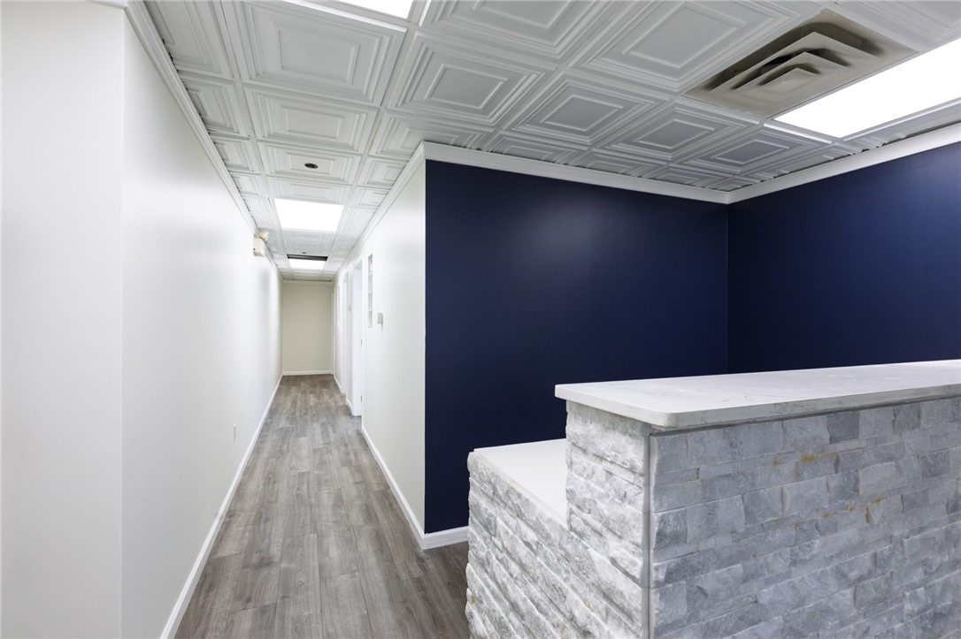 1301 Grandview Avenue Unit 210