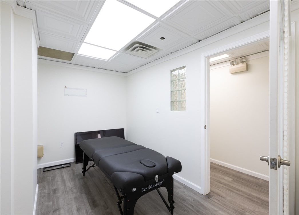1301 Grandview Avenue Unit 210
