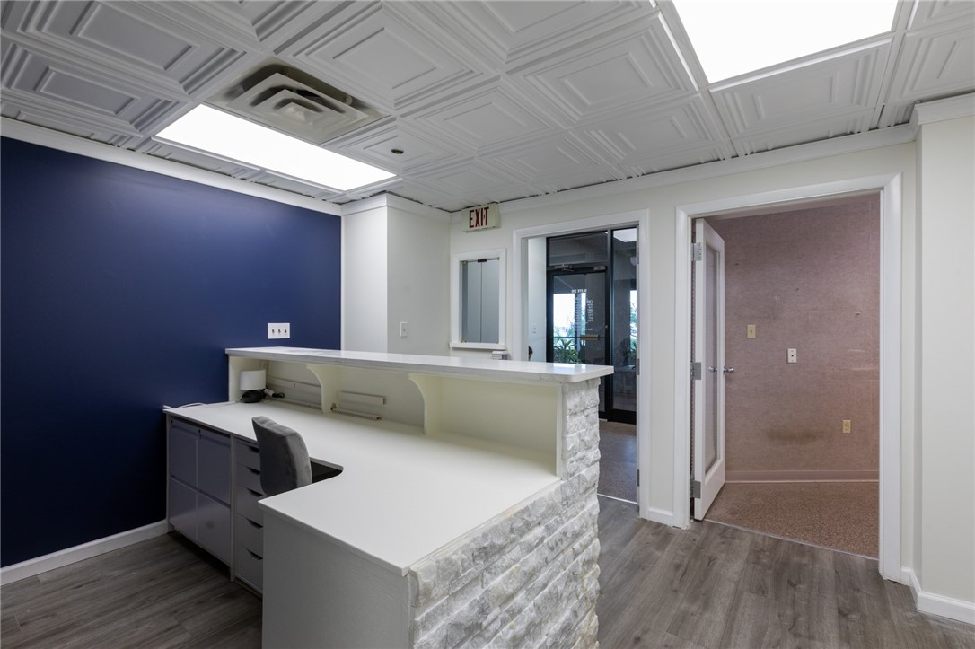 1301 Grandview Avenue Unit 210