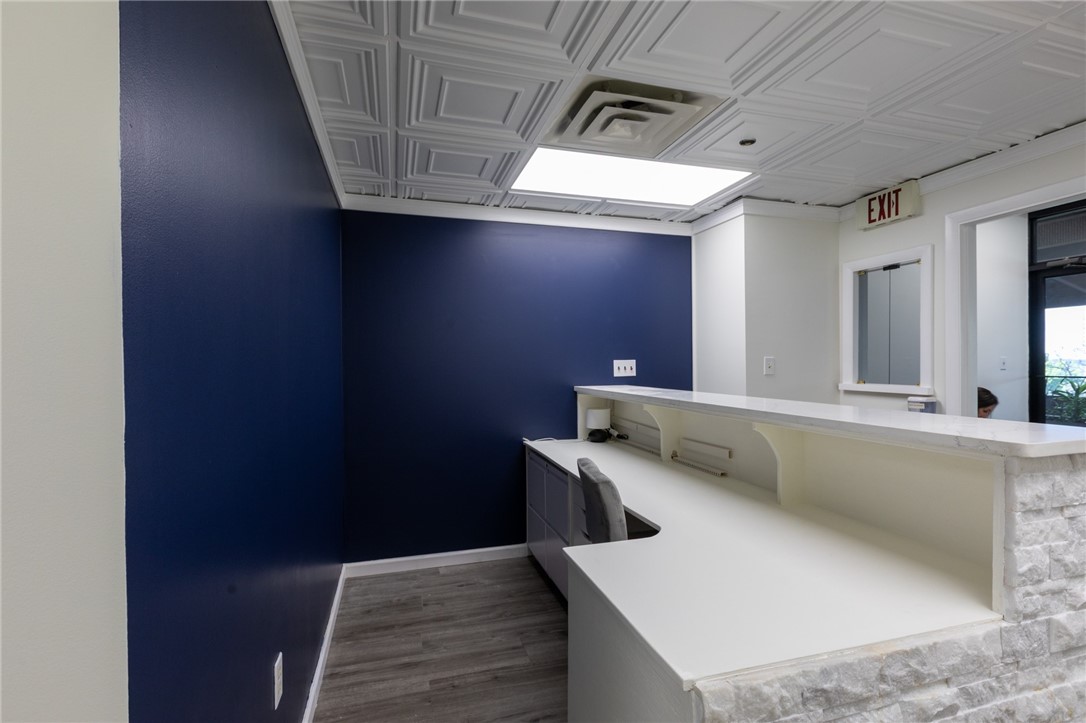 1301 Grandview Avenue Unit 210