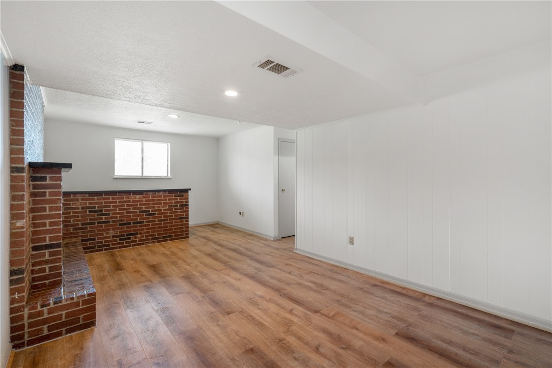 404 Beulah St
