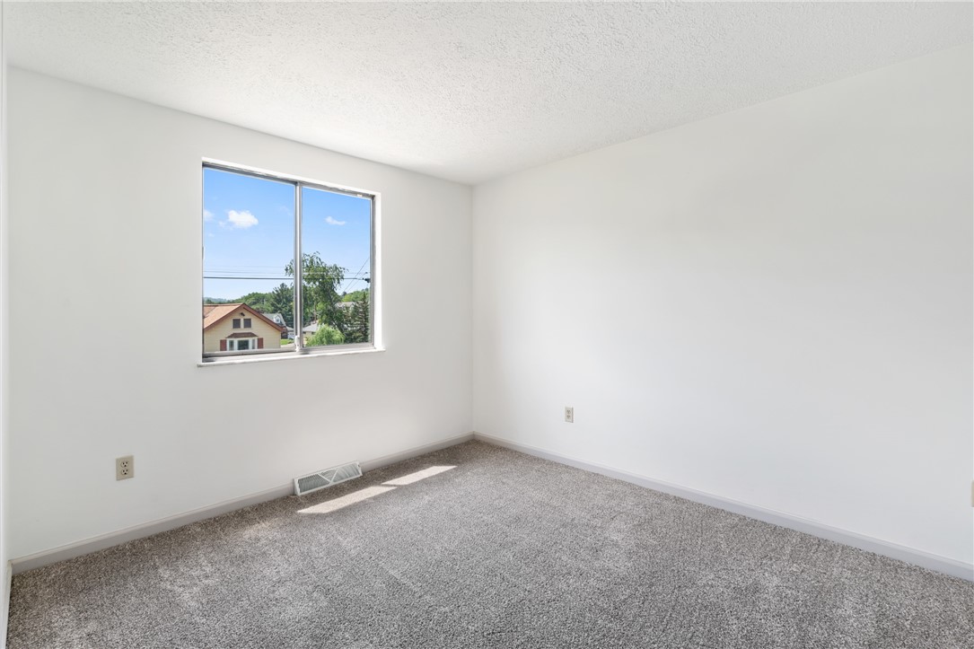 404 Beulah St