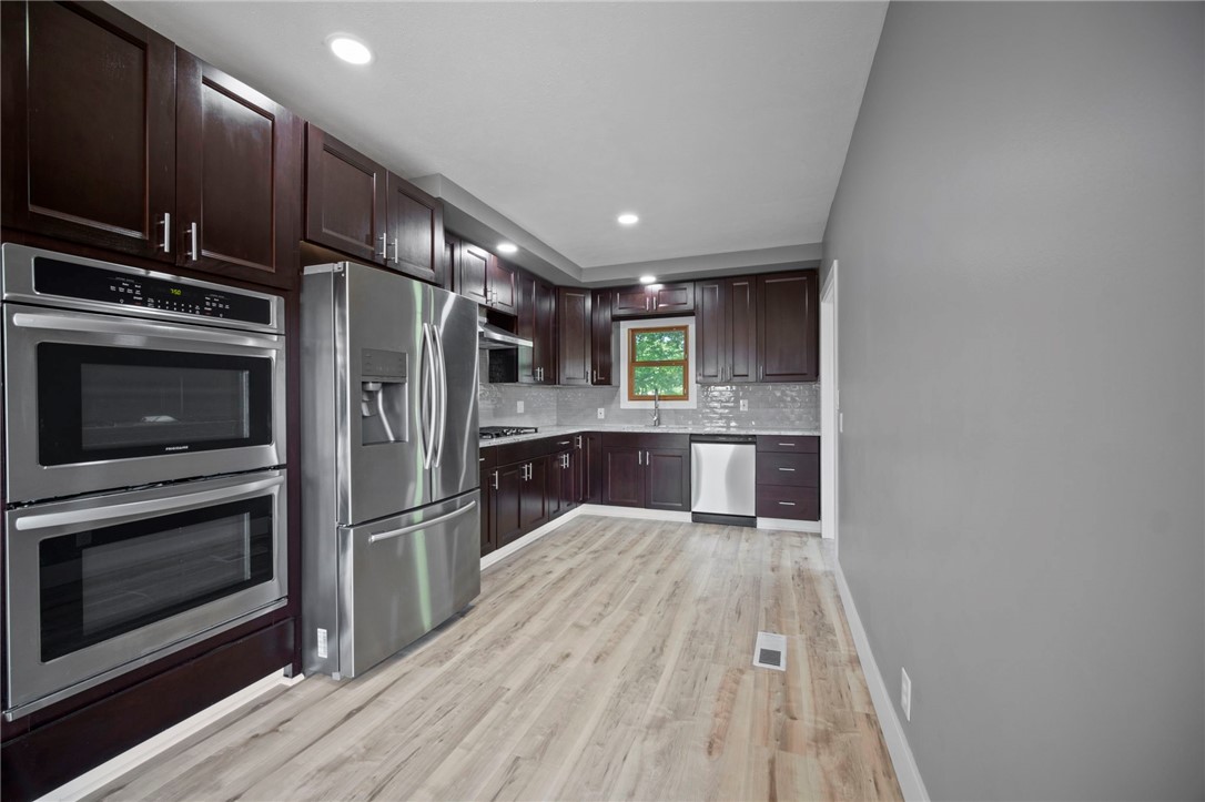 736 Shenango Stop Rd