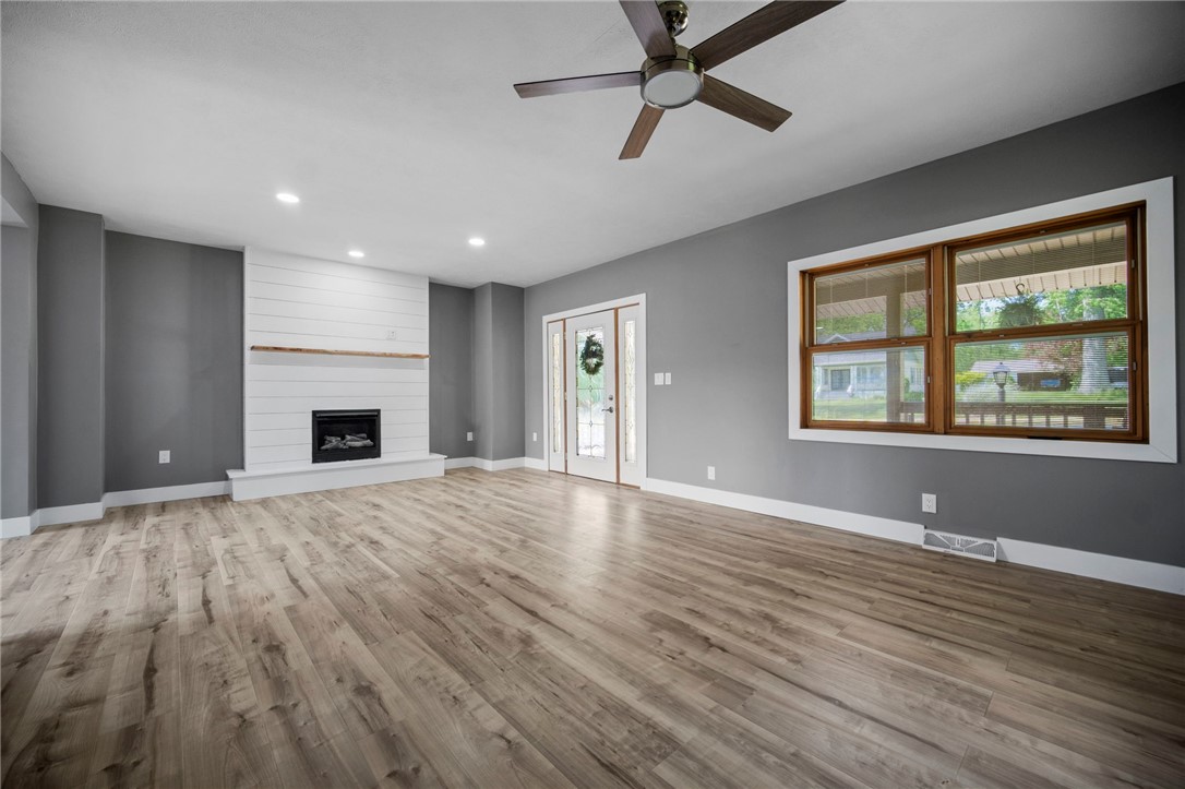 736 Shenango Stop Rd