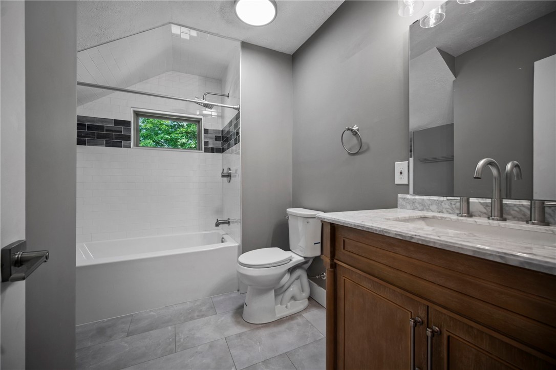 736 Shenango Stop Rd