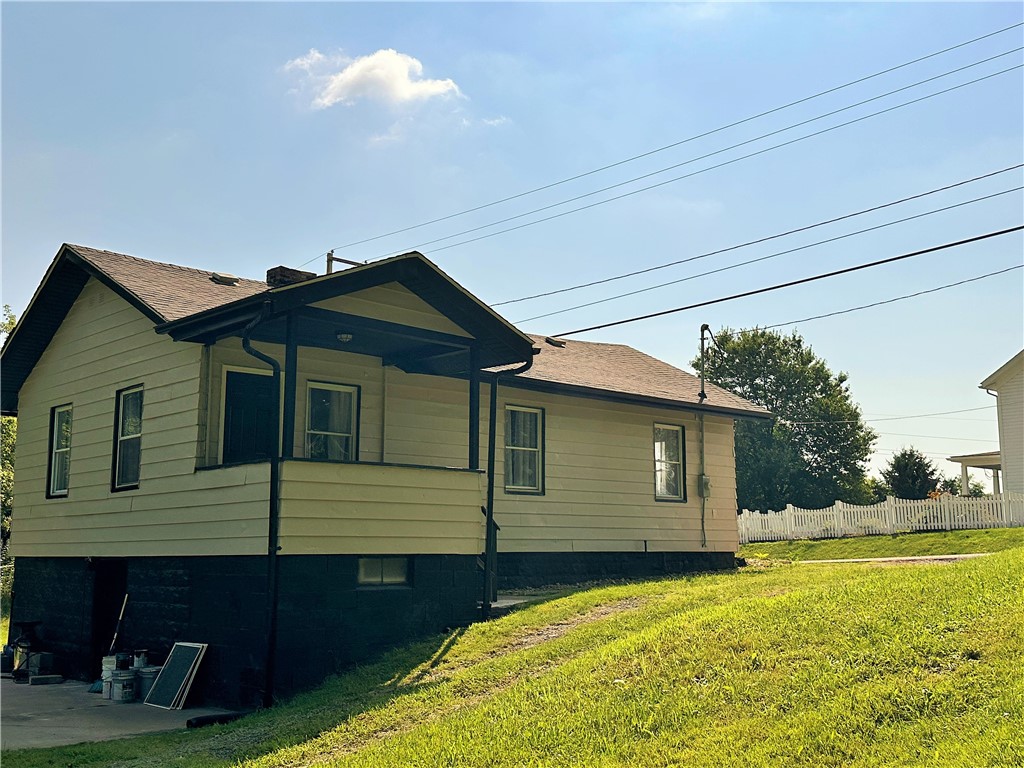 1747 Galilee Rd