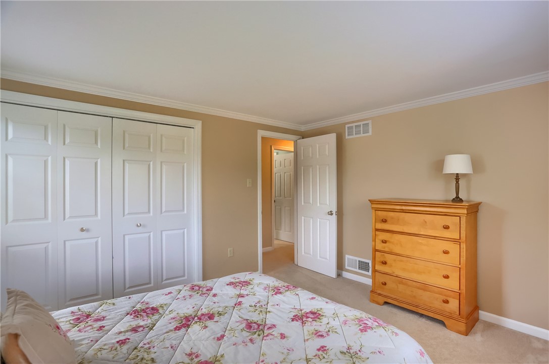 329 Oak Grove Ct.