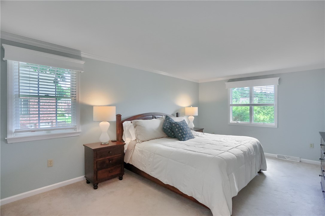 329 Oak Grove Ct.