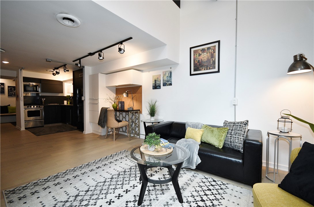 325 S Highland Ave 105