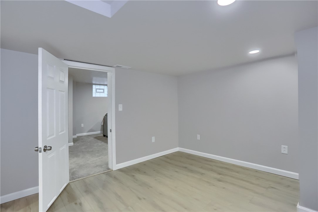 1611 18th Ave