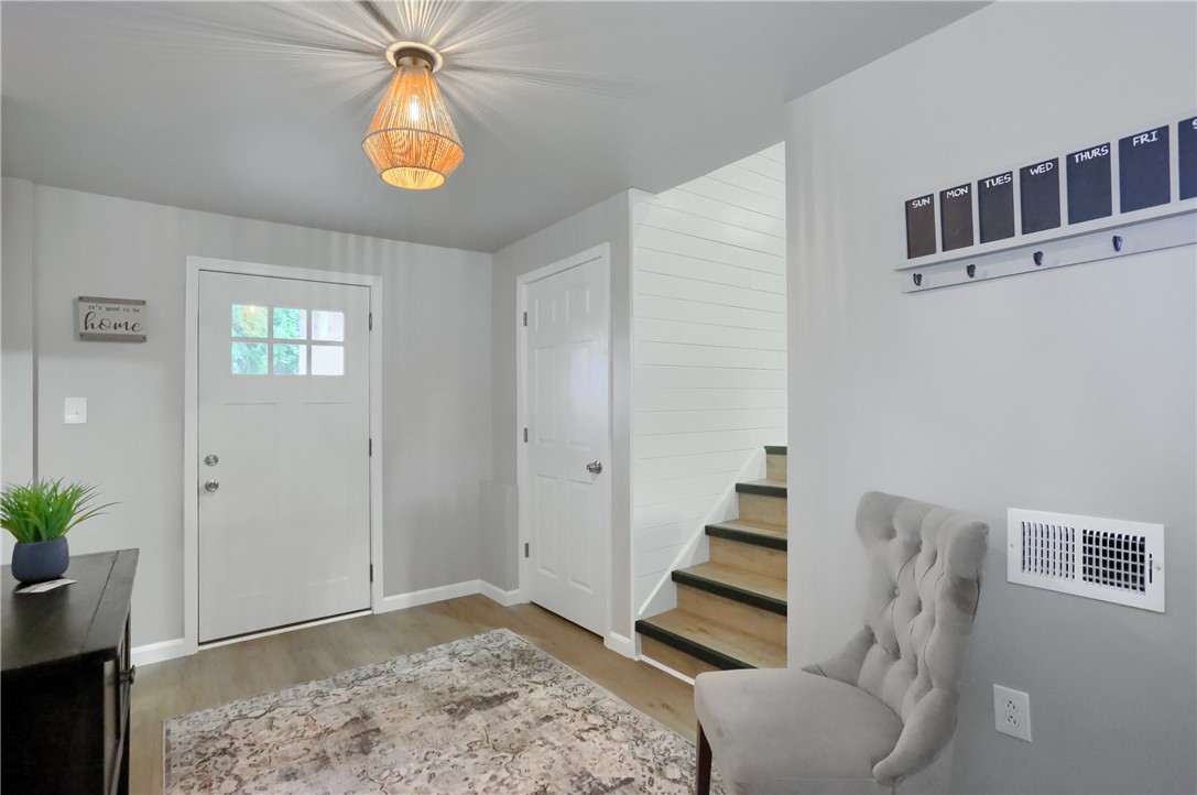 1611 18th Ave