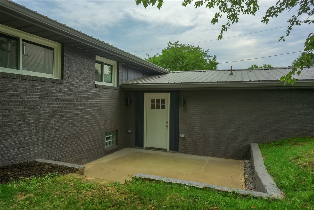 1611 18th Ave