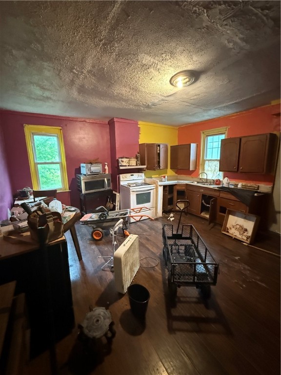 339 Climax St
