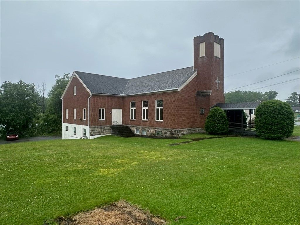 90 Luthersburg Rockton Rd