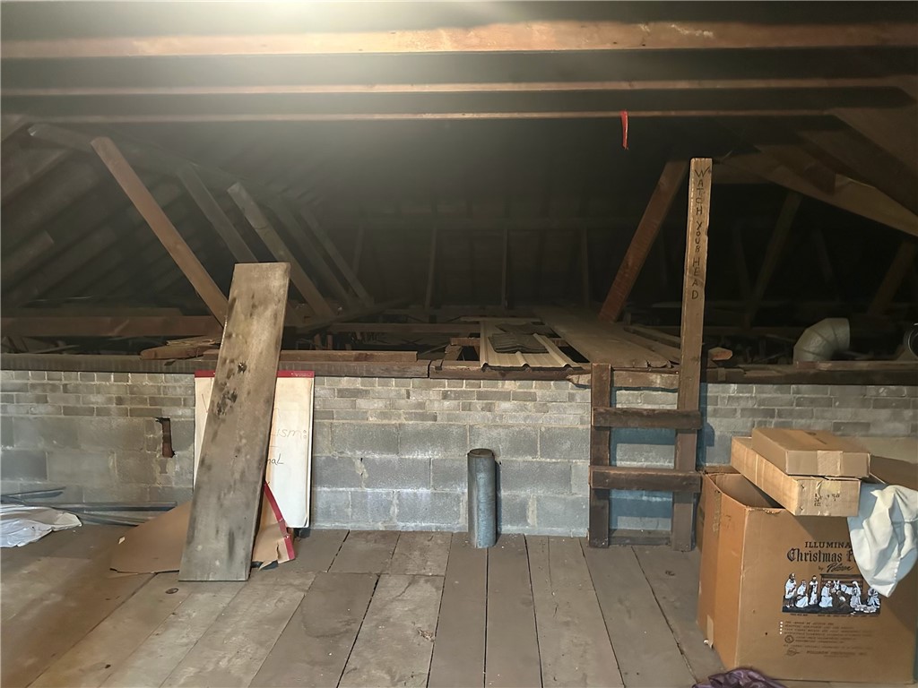 90 Luthersburg Rockton Rd