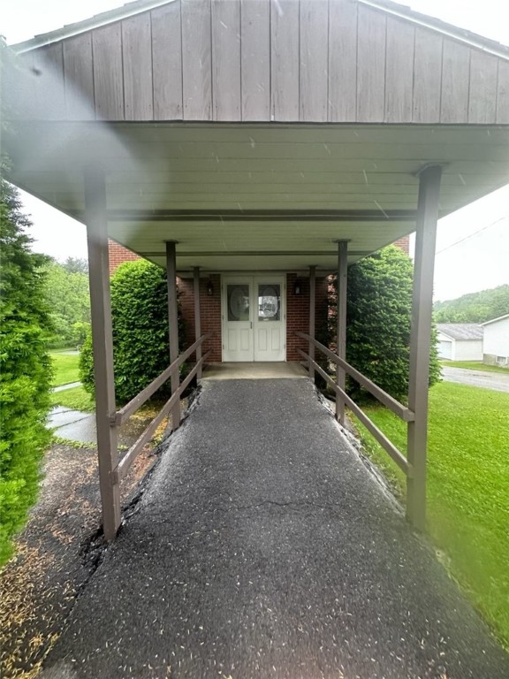 90 Luthersburg Rockton Rd