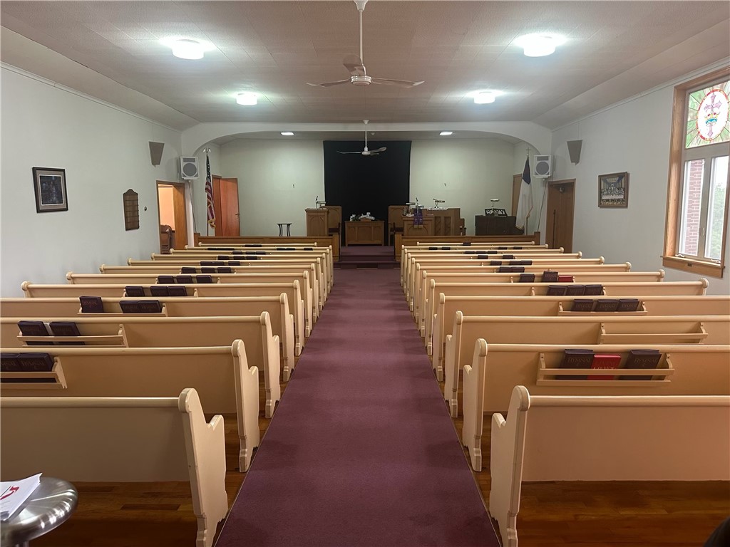 90 Luthersburg Rockton Rd