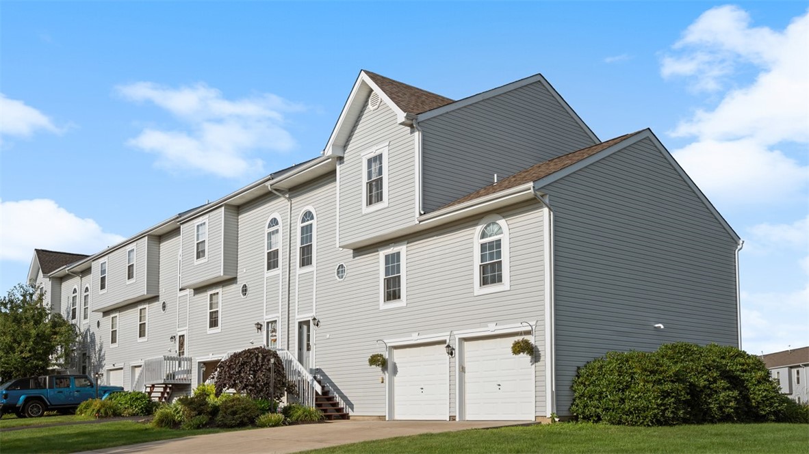 811 Sunset Cir 811