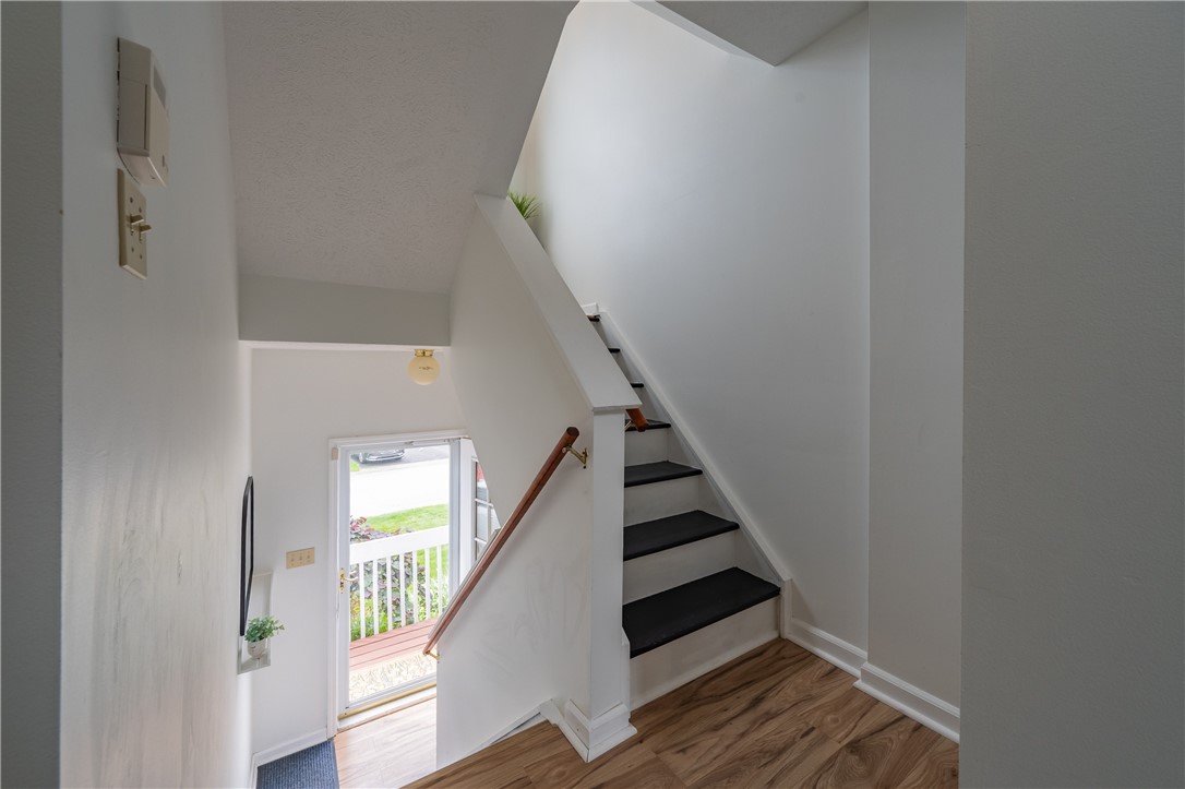 811 Sunset Cir 811