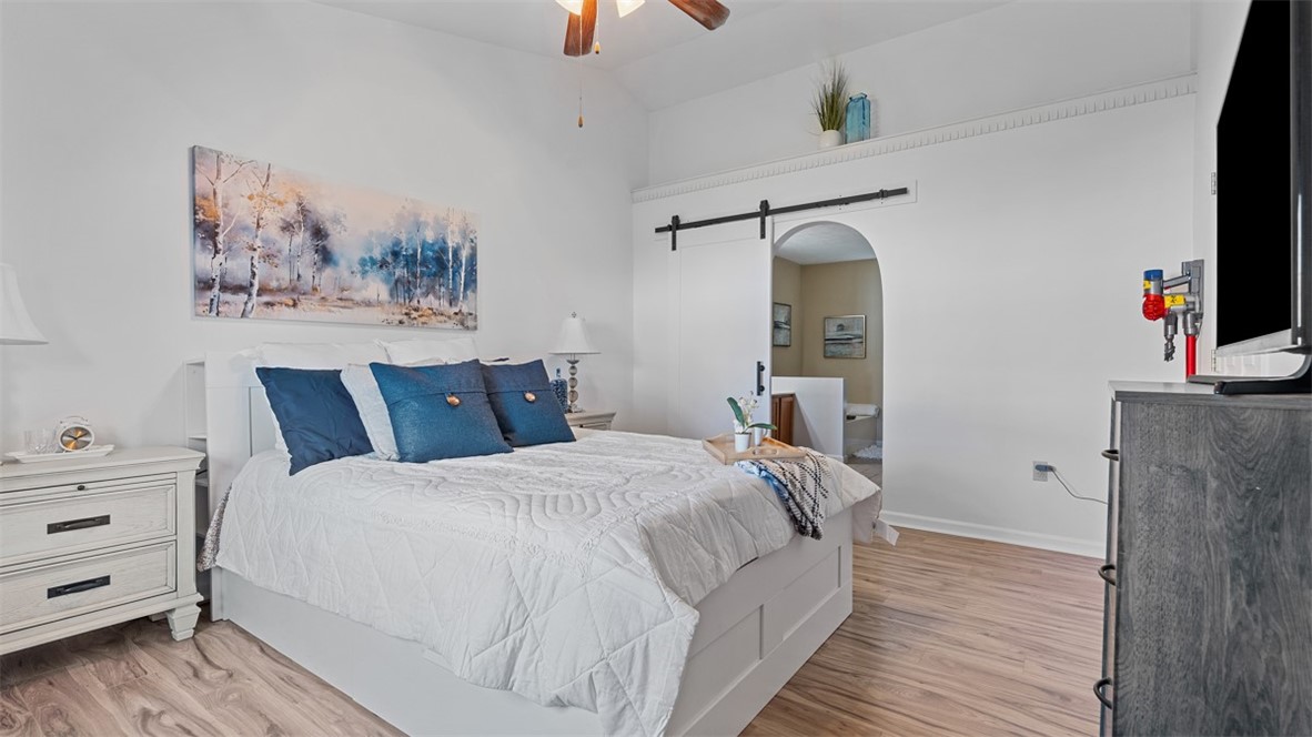 811 Sunset Cir 811