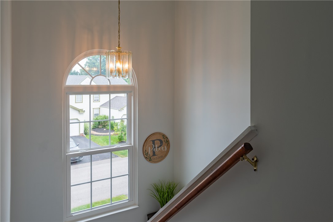 811 Sunset Cir 811