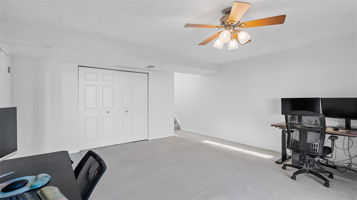 811 Sunset Cir 811