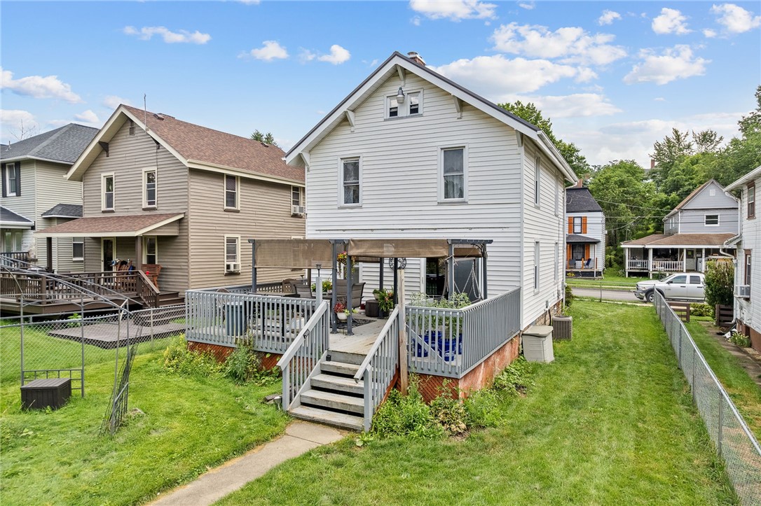 413 Burton Ave