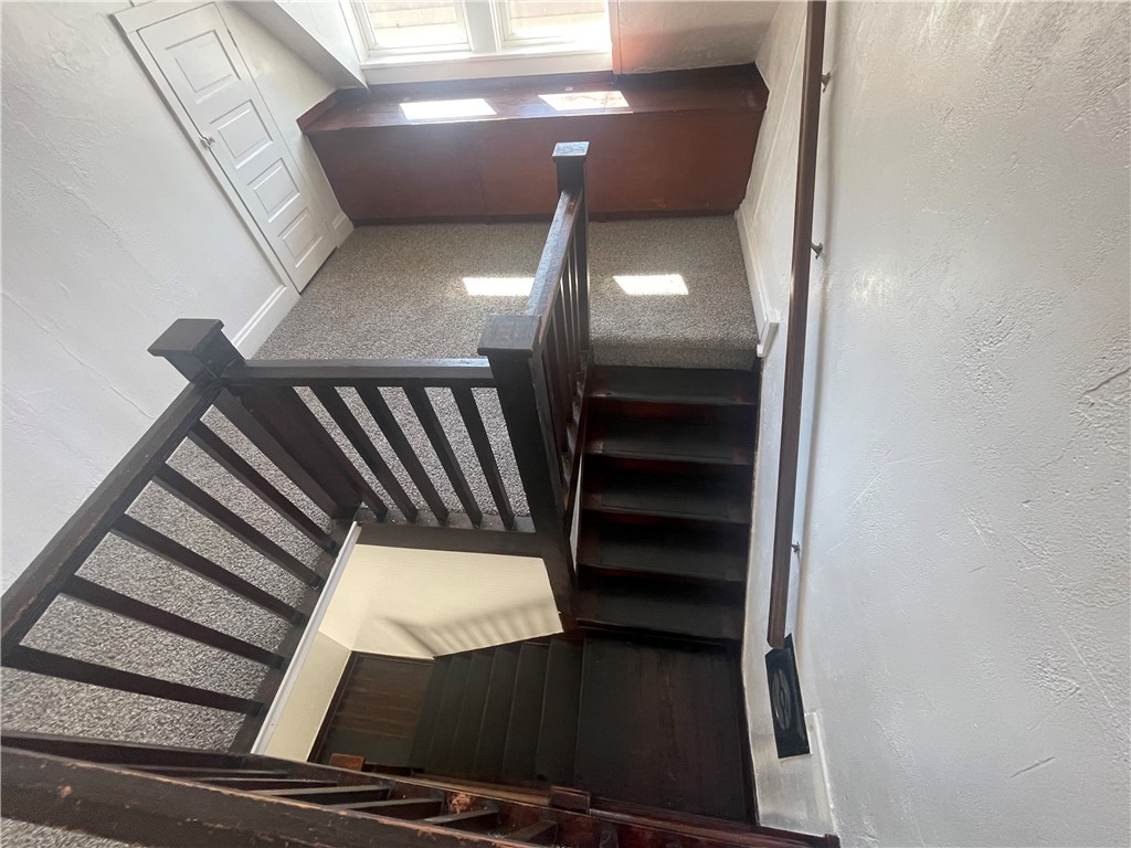 721 Center Avenue