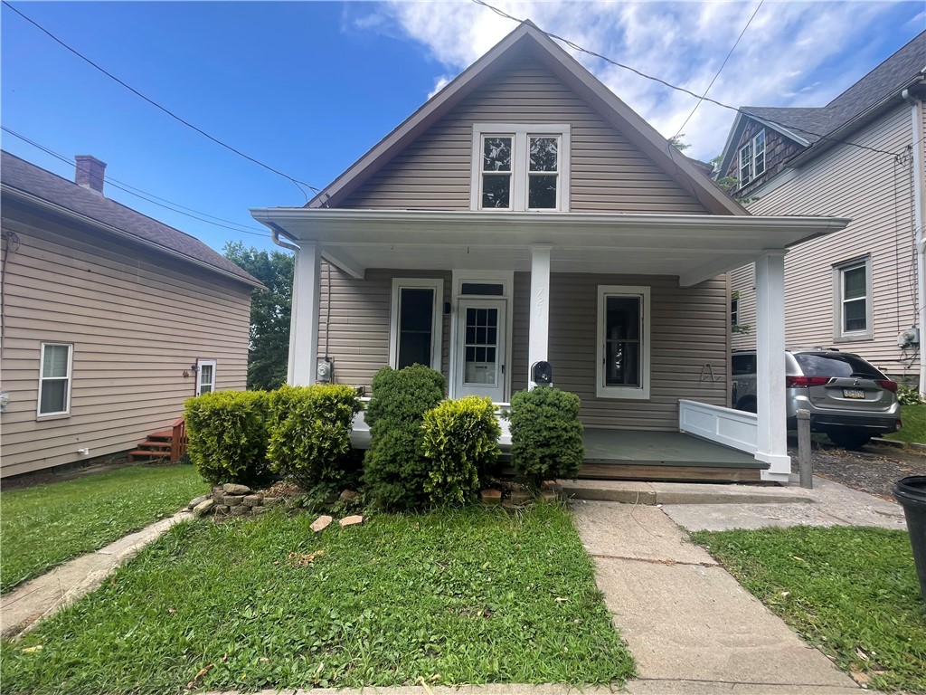 721 Center Avenue