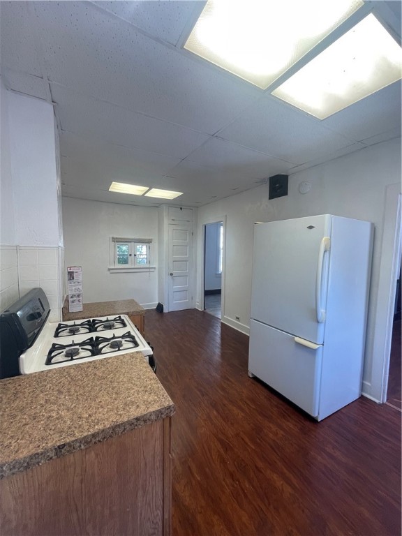 721 Center Avenue