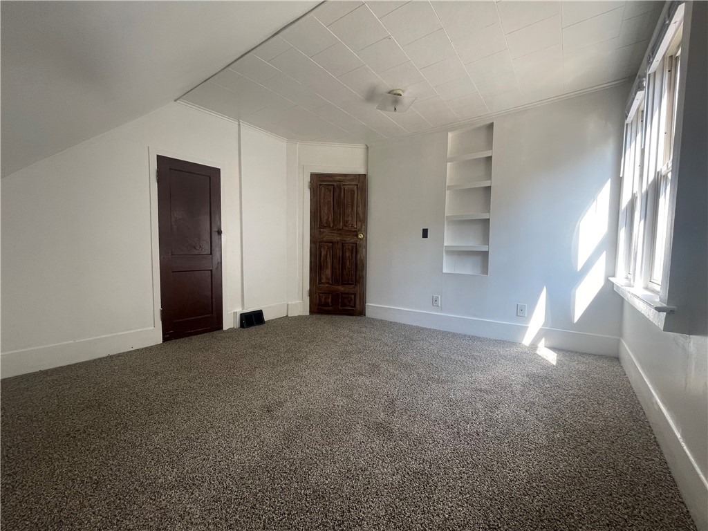 721 Center Avenue