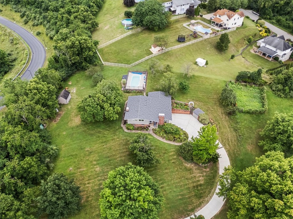 806 Old Clairton Rd