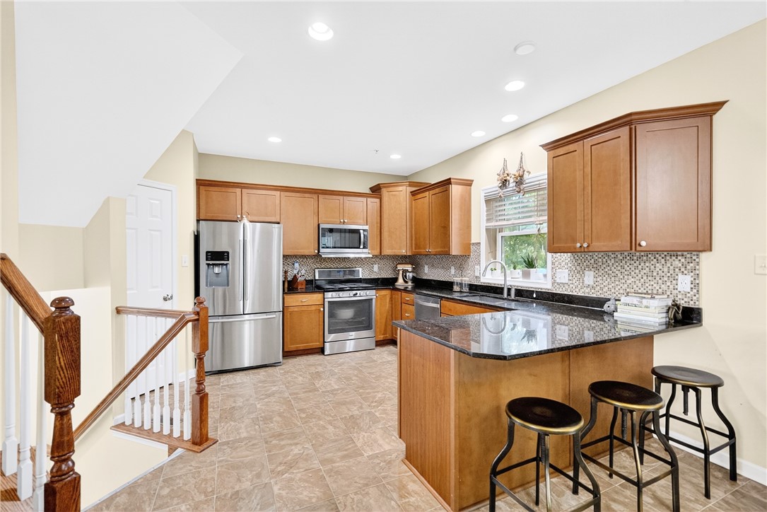 3096 Raintree Dr