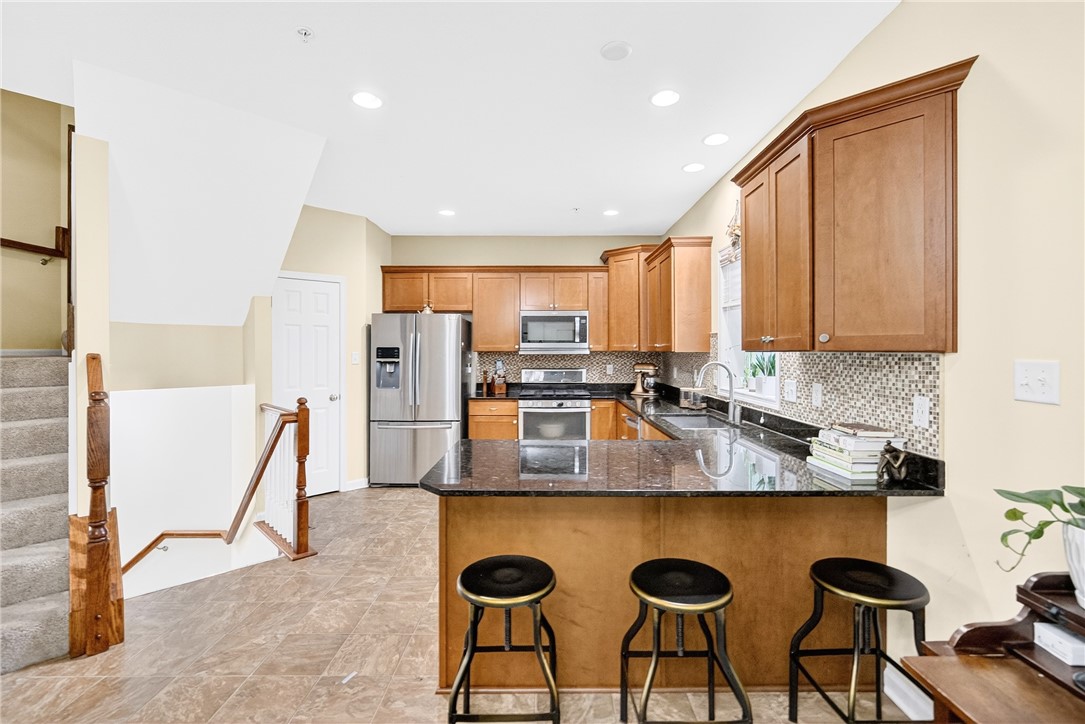 3096 Raintree Dr