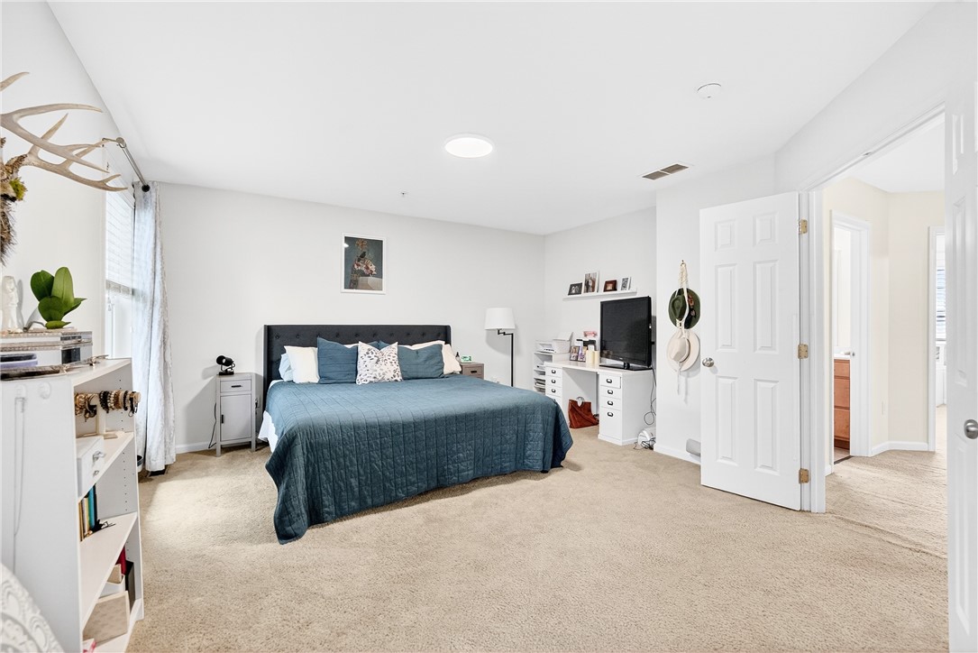3096 Raintree Dr