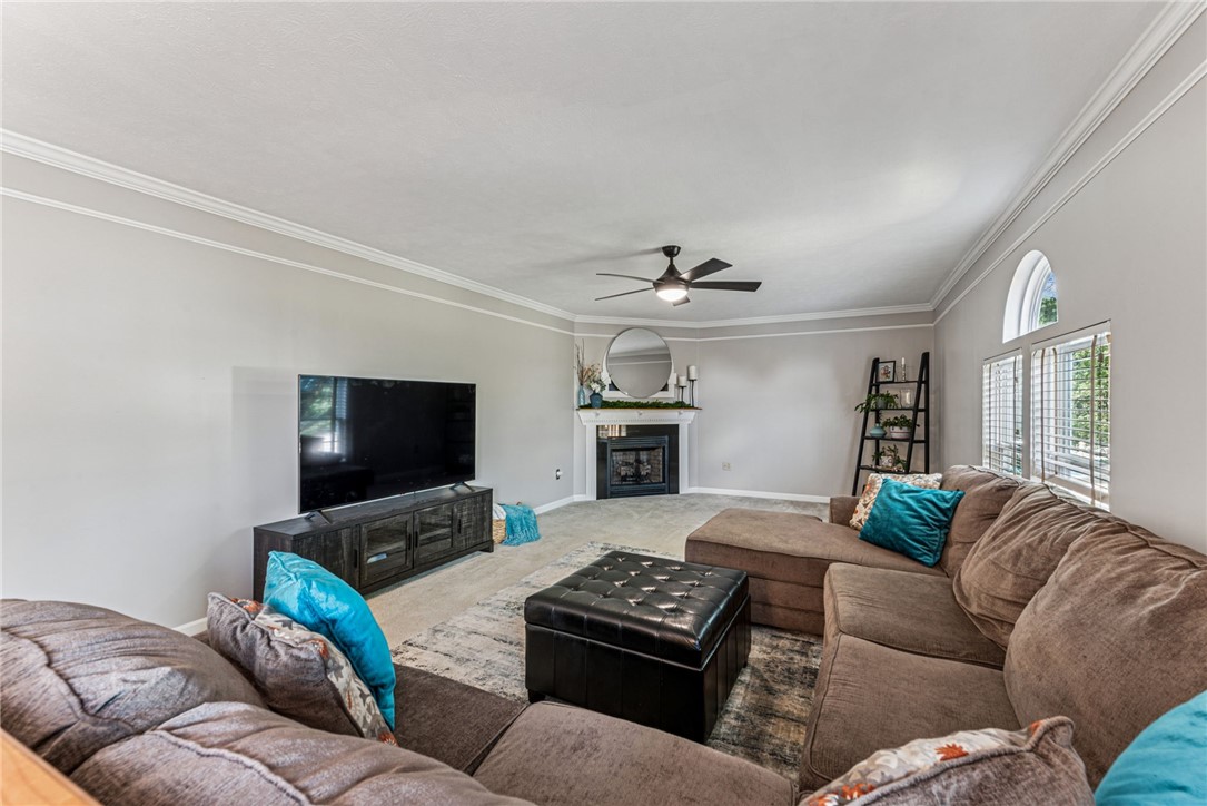 104 Stratford Ct