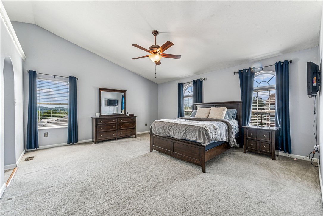 104 Stratford Ct