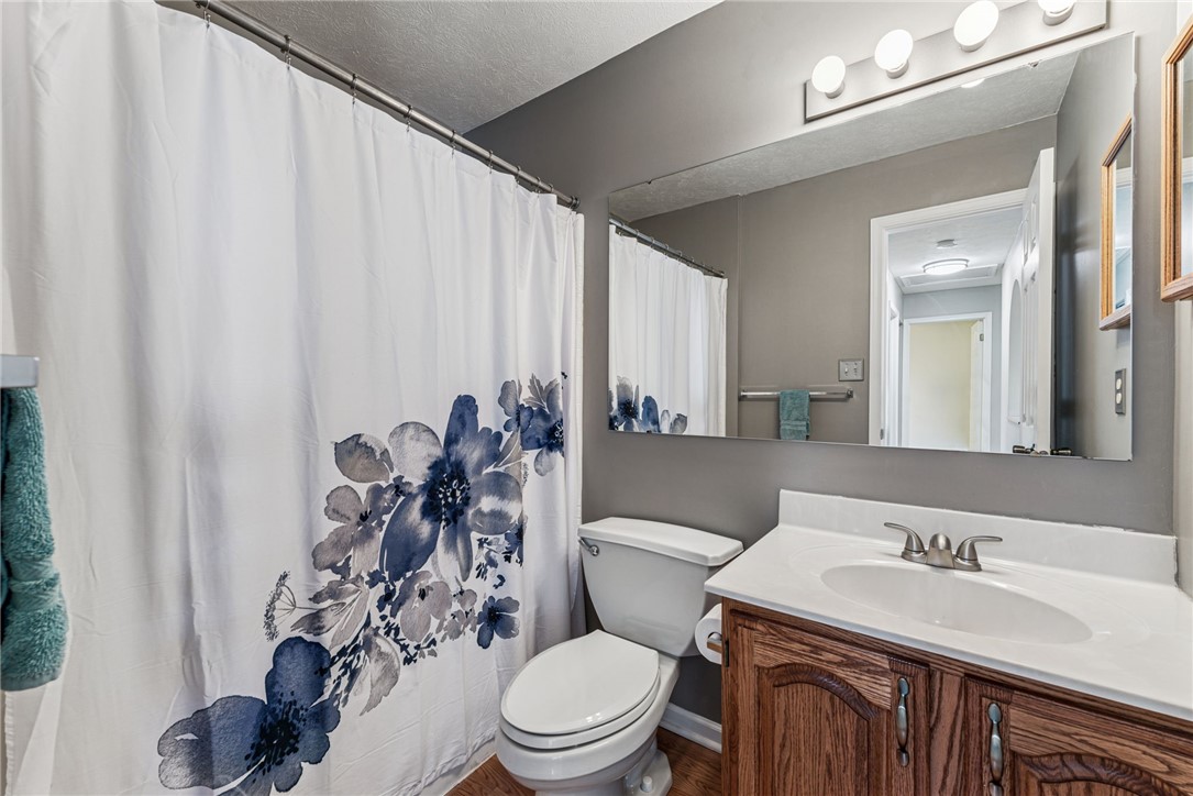 104 Stratford Ct