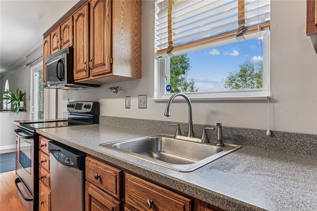 104 Stratford Ct