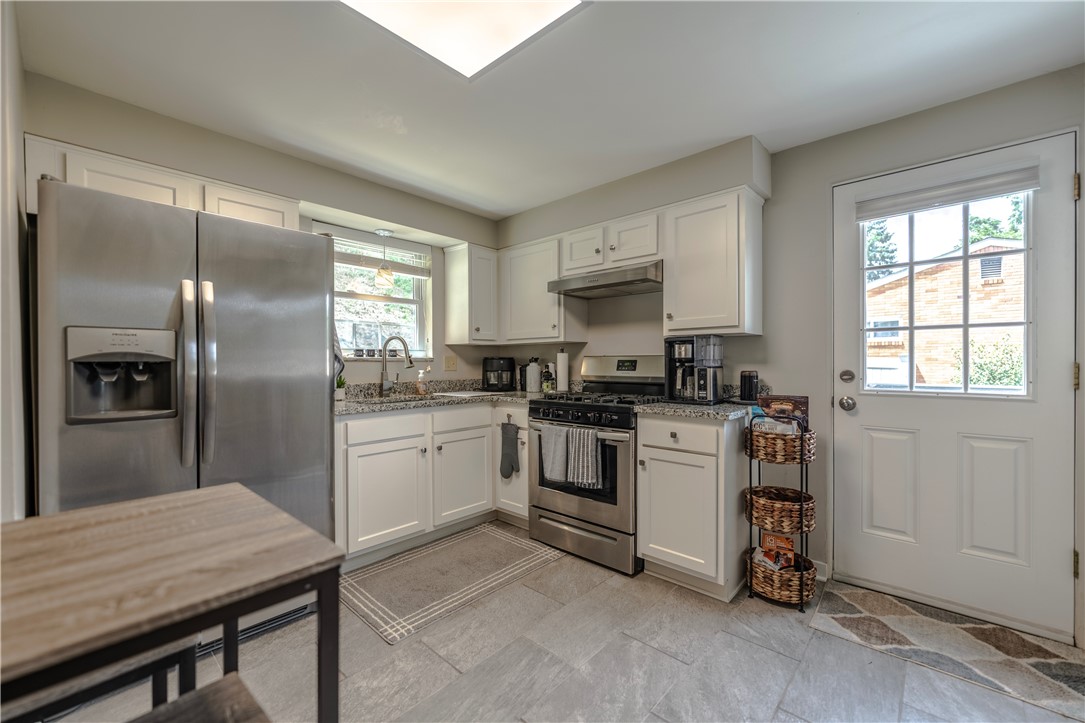 145 Peters Dr
