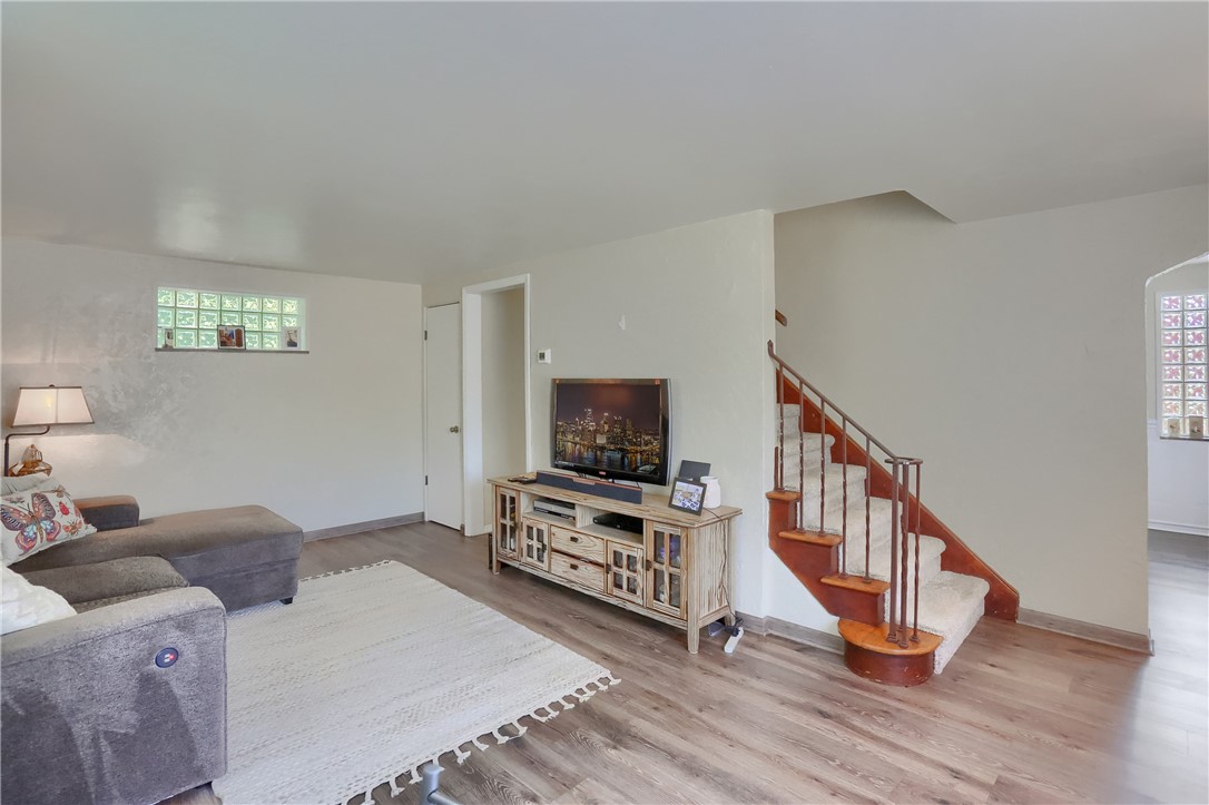 1236 Mifflin Rd