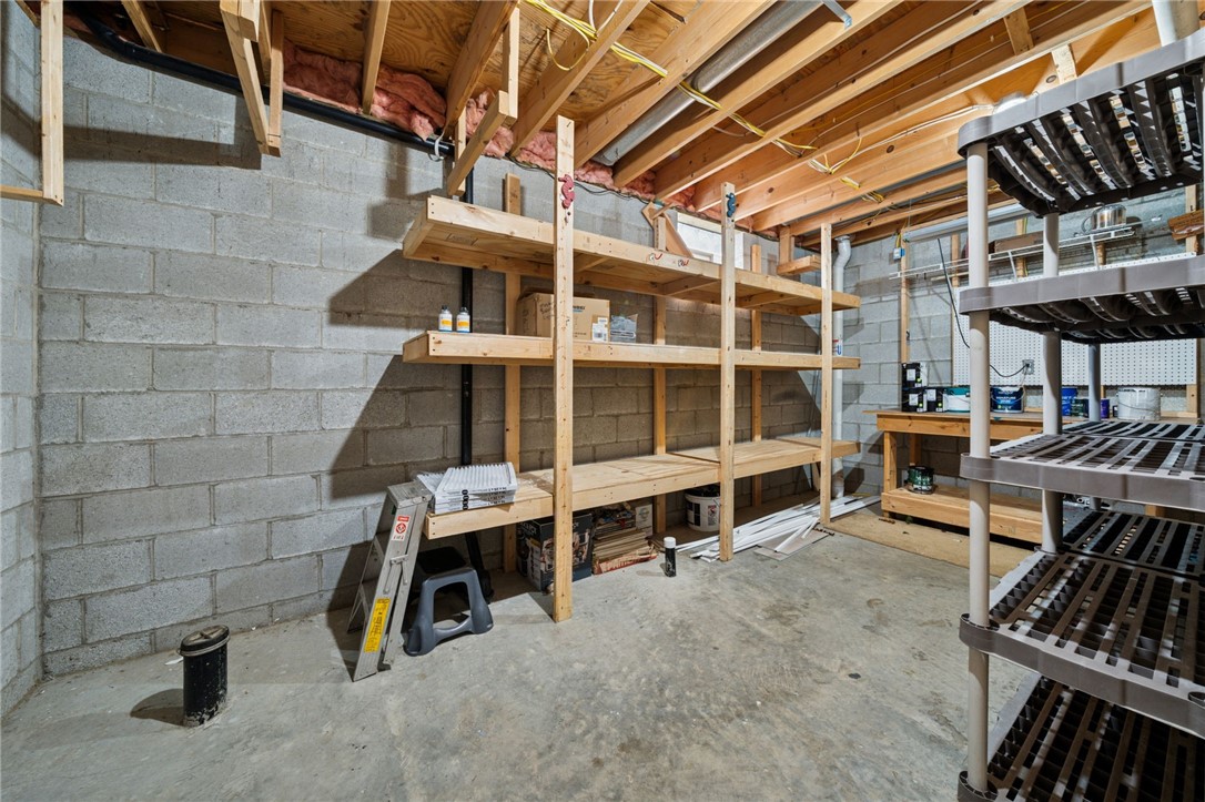 937 Giovanni Ln