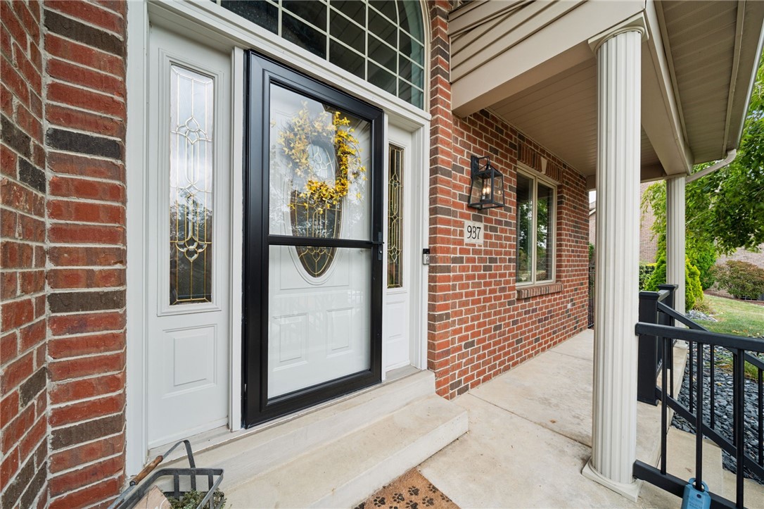 937 Giovanni Ln