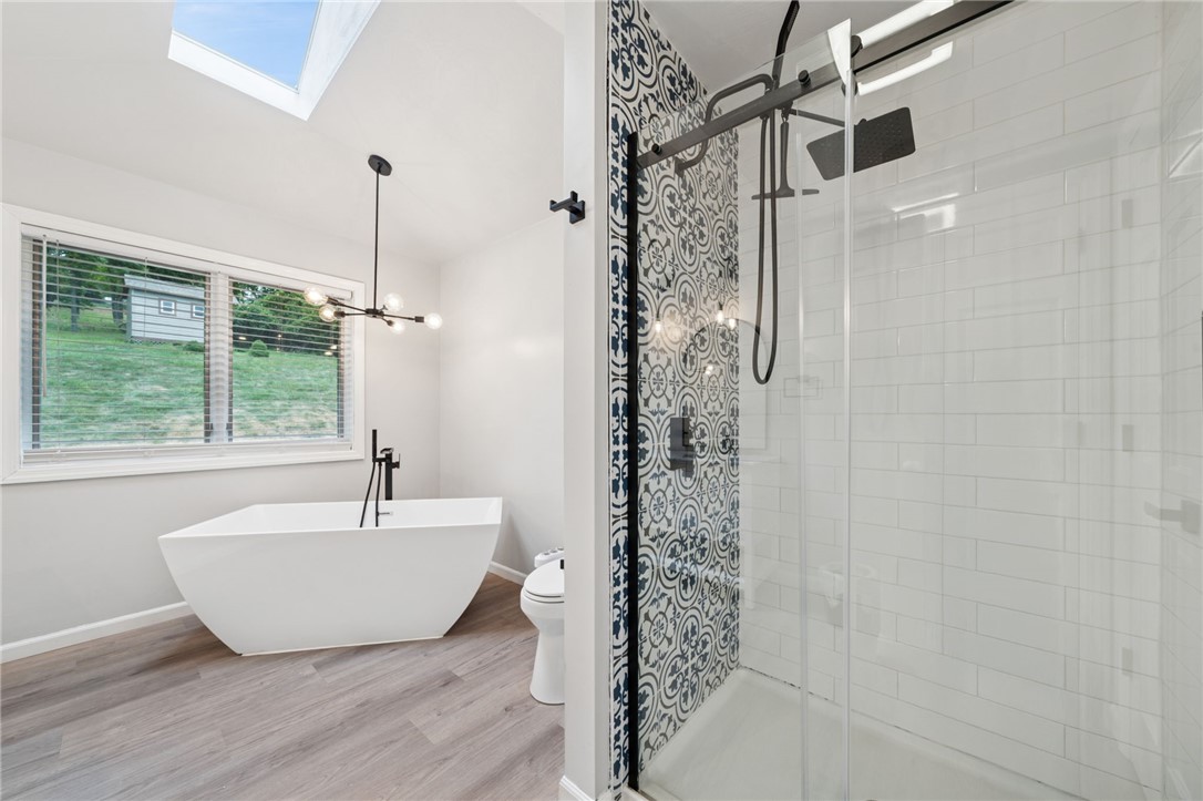 937 Giovanni Ln