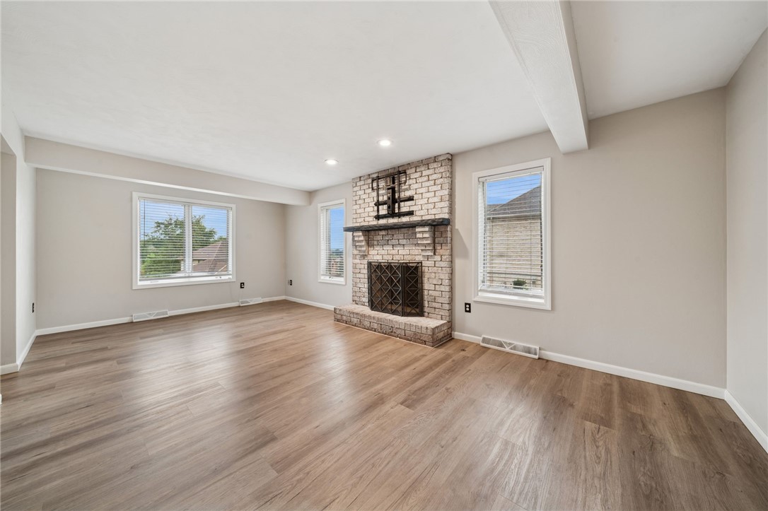 937 Giovanni Ln