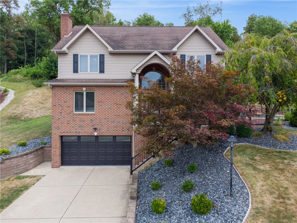 937 Giovanni Ln