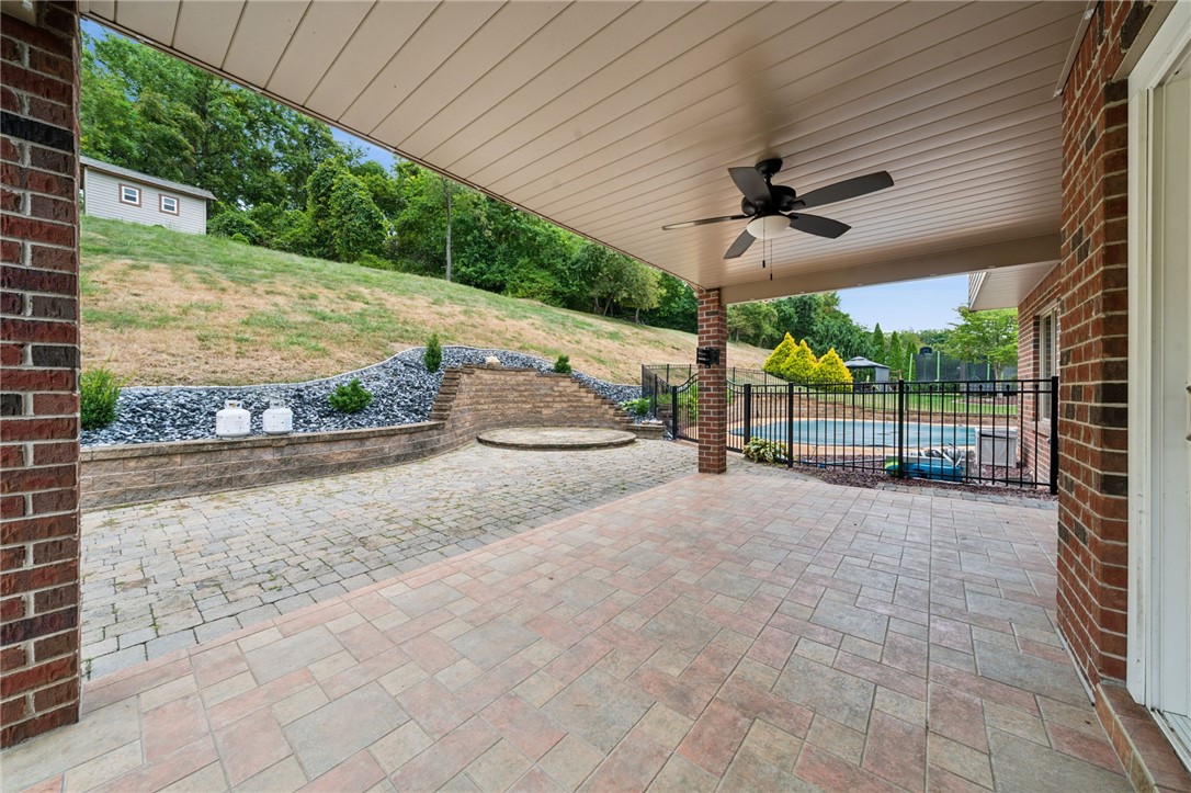 937 Giovanni Ln