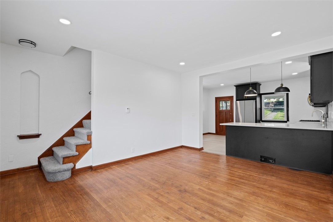 303 Kramer Way