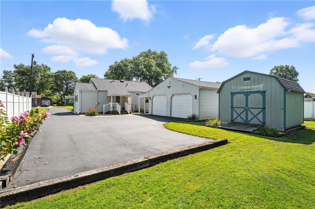 1106 Arlington Dr